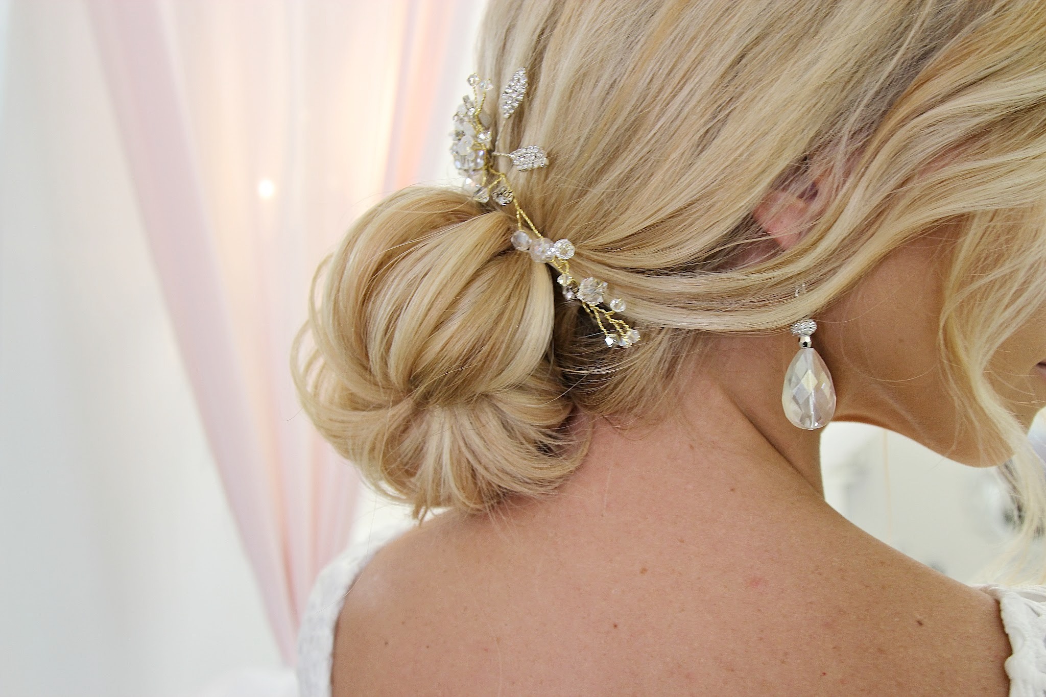 What Is Included in a Bridal Hair & Makeup